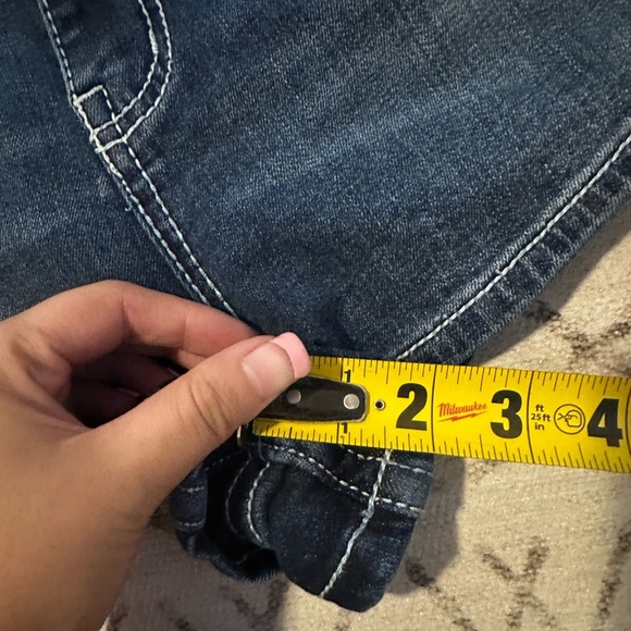 SHYANNE WOMEN'S DARK WASH MID‎ RISE DENIM SHORTS size 28 - Picture 7 of 7